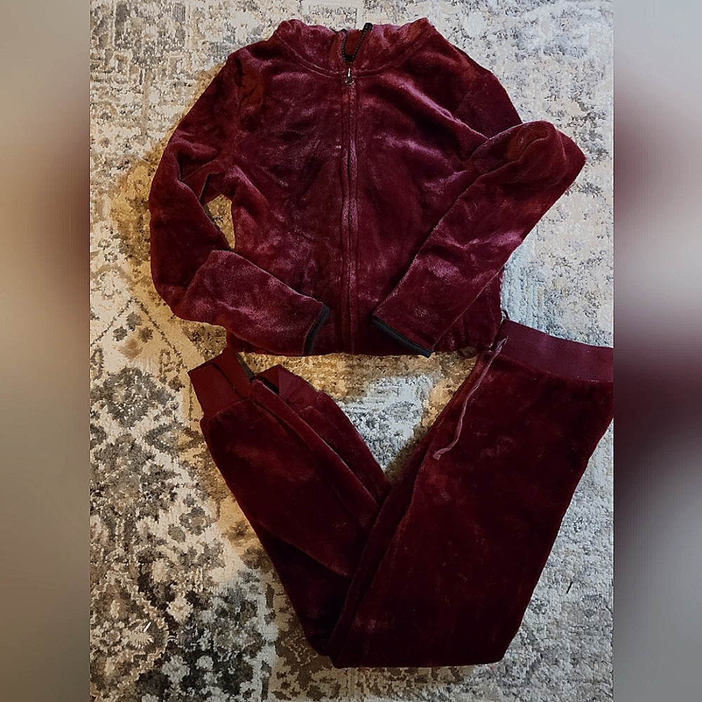 Dolores sweat suit